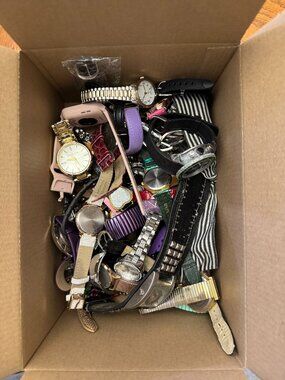 Bulk Watch Lot 4.5 LBS Mixed Vintage Modern Watches Reseller Parts Repair
